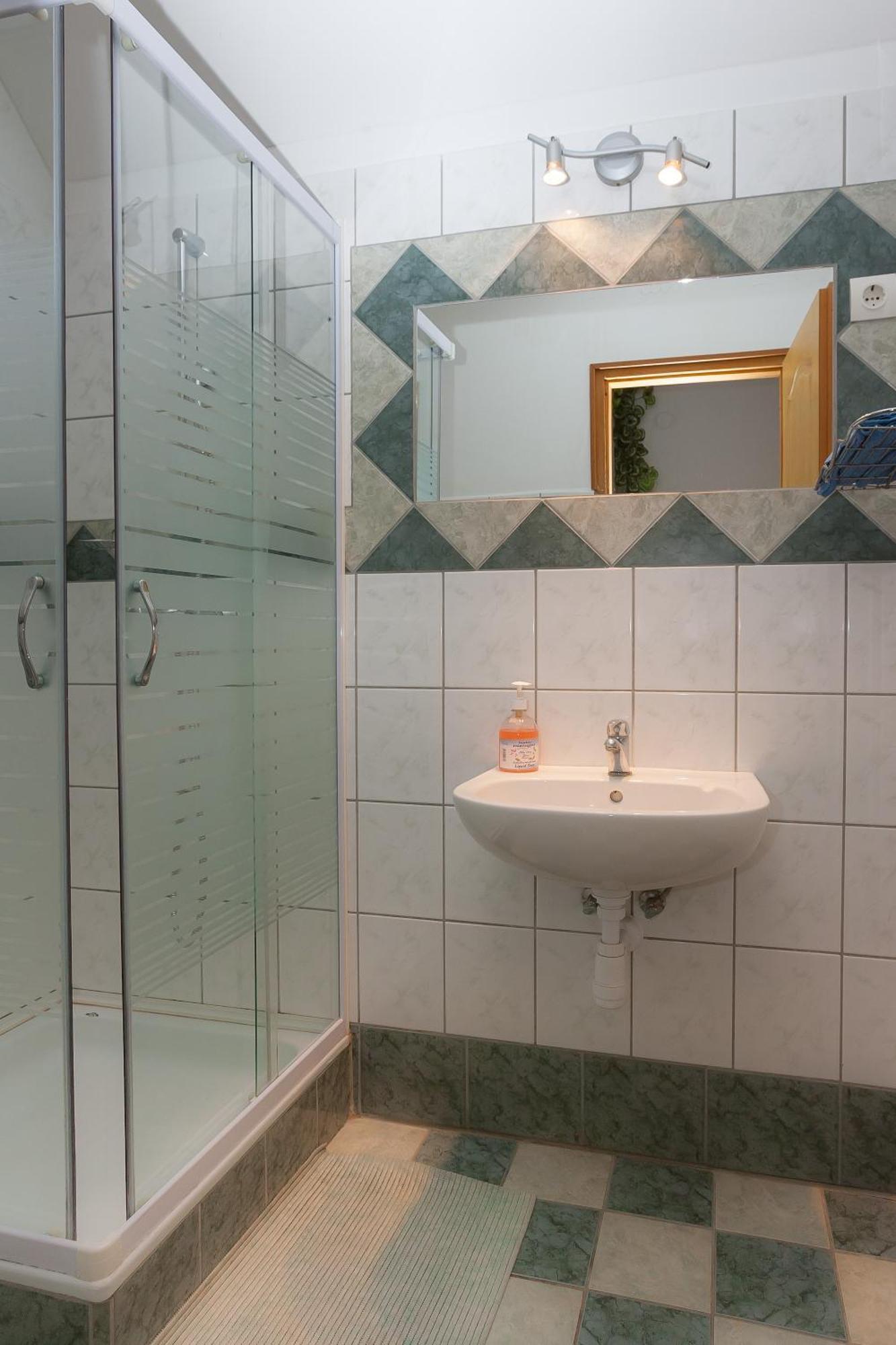 Paratlan Apartmanhaz Сільвашварад Екстер'єр фото